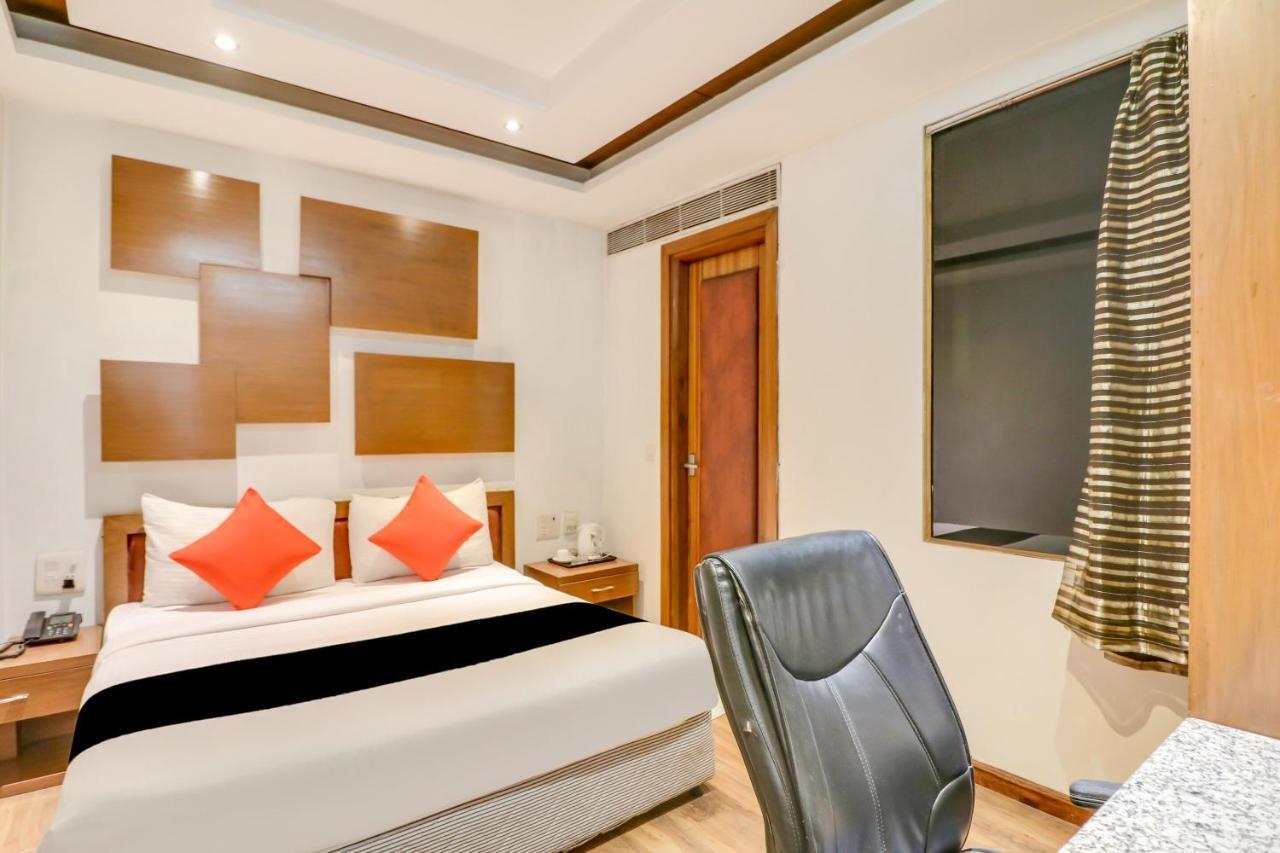 Townhouse 939 Hotel Gagan Inn Near Satyam Inox Patel Nagar Нью-Делі Екстер'єр фото